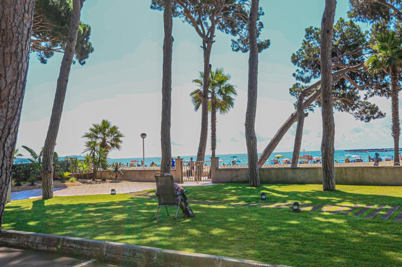 Pins I Mar - Only Families Apartman Cambrils Kültér fotó